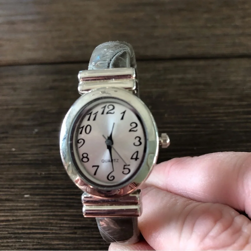 Vintage gray cuff bracelet watch